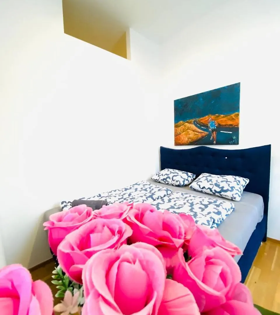 Apartment Vienna Riverside Residence Mm23 Austria